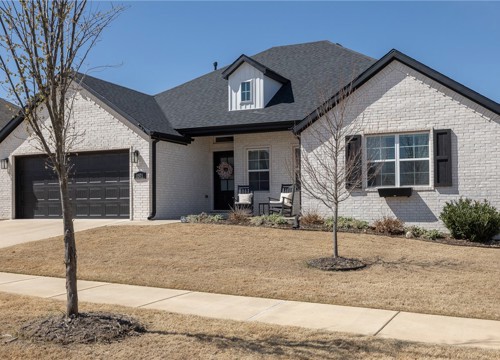 1575 N Pershing Street, Fayetteville AR