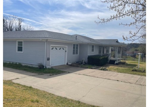 2718 Highway 21 S, Berryville AR