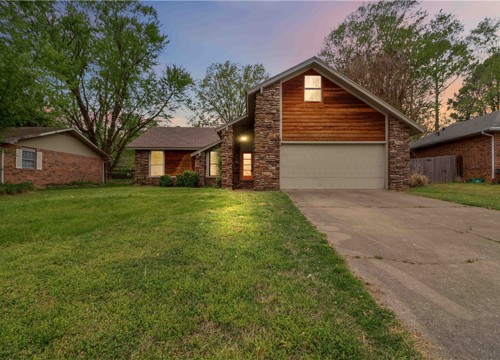 1847 Choctaw Court, Fayetteville AR