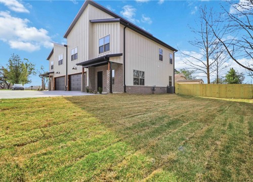 3406 SE K Street 2, Bentonville AR