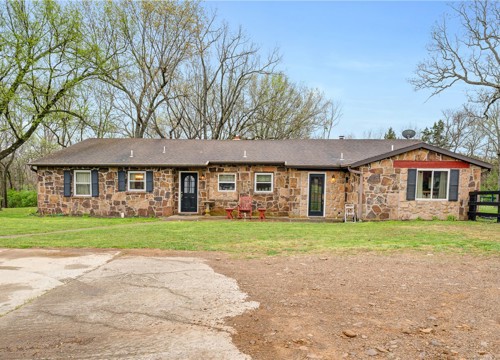 12036 SE Campbell Road, West Fork AR