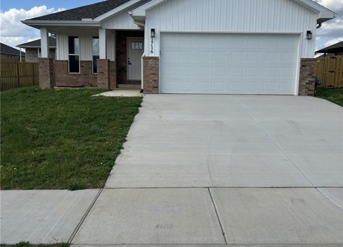 1716 Farmer Street, Pea Ridge AR