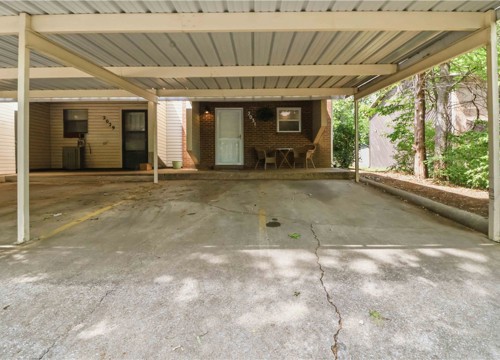 2031 N East Oaks Drive, Fayetteville AR