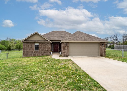 913 Windsor Court, Gentry AR