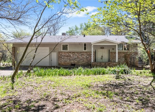 1130 E Shadowridge Drive, Fayetteville AR