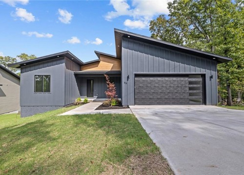 66 Glyndebourne Drive, Bella Vista AR