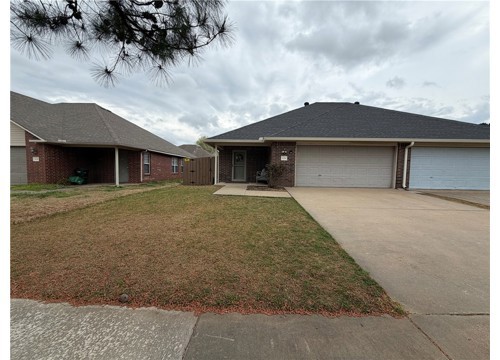 1584 N Willowbrook Drive, Fayetteville AR