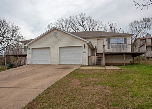 2484 N Brophy Circle, Fayetteville AR