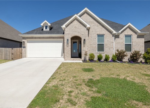 3402 E Greystone Drive, Fayetteville AR