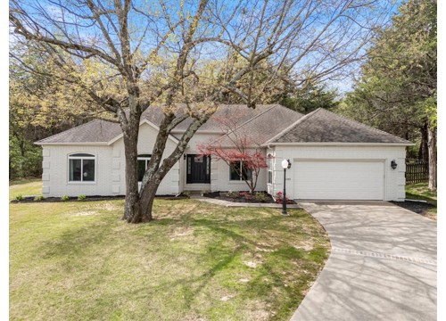 3285 E Piper Glen, Fayetteville AR