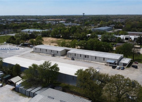 153 W County Line Road, Springdale AR