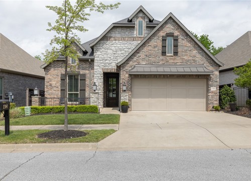 1364 E Charlee Street, Fayetteville AR