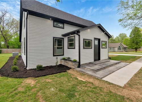 5808 S Cardwell Road, Fayetteville AR