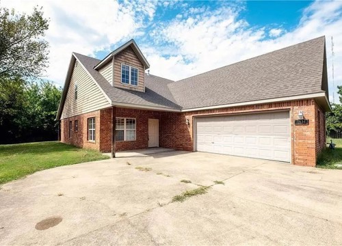 1834 Creekmore Drive, Fayetteville AR