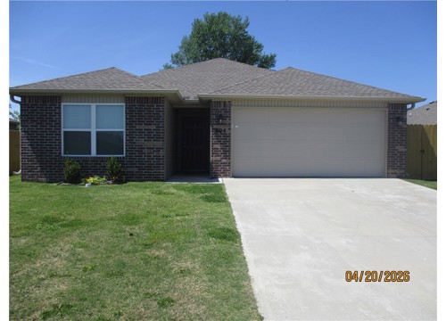 904 S Excelsior Drive, Siloam Springs AR