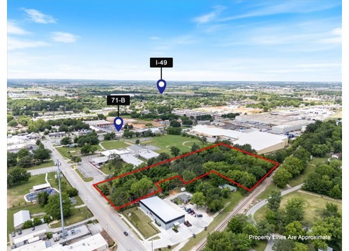 214 McClure Avenue, Lowell AR