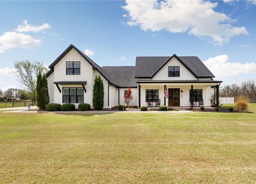 484 S Wyman Road, Fayetteville AR