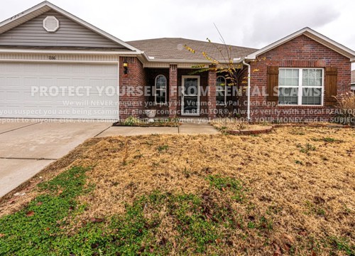 1336 S Splash Drive, Fayetteville AR