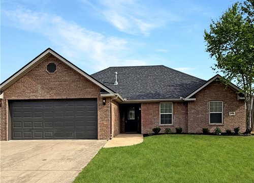 2416 Sara Alice Court, Fayetteville AR