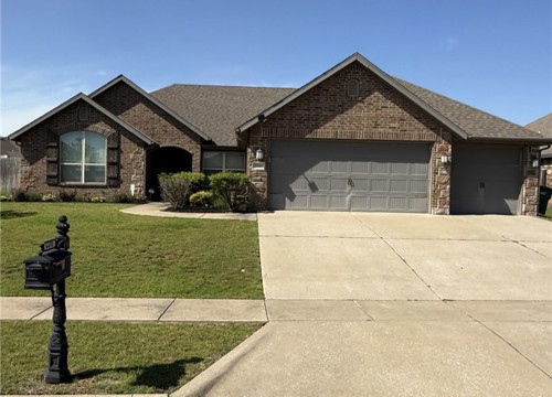 4490 W Wyoming Drive, Fayetteville AR