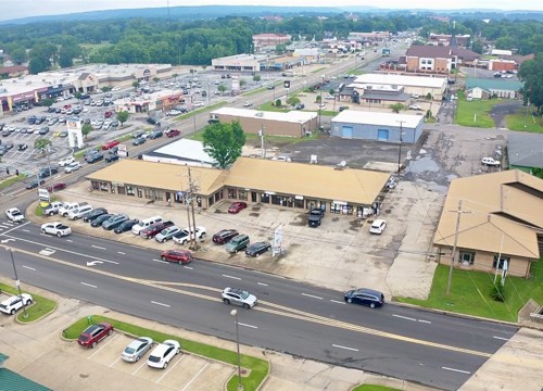 100 E Parkway Drive, Russellville AR