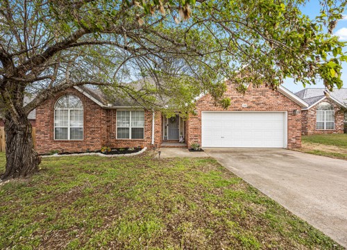 5588 E Country Ridge, Fayetteville AR