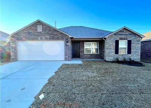 909 Egret Road, Fayetteville AR