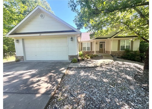 23 Morvan Drive, Bella Vista AR