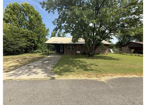 1803 Harkey Street, Paris AR