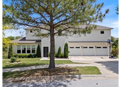 1584 S Springlake Drive, Fayetteville AR