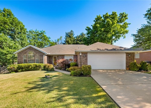 2750 E Londonderry Drive, Fayetteville AR