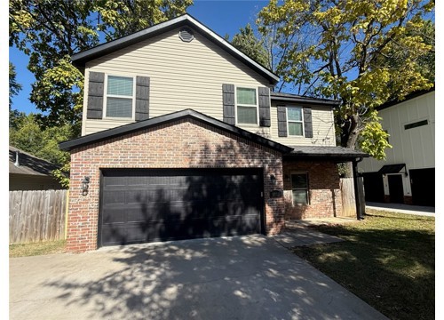 1332 Mt Comfort, Fayetteville AR