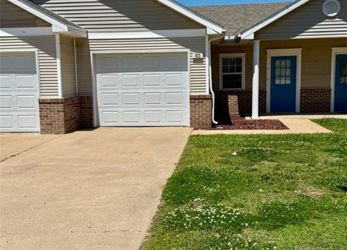 623 N 7Th Street, Rogers AR