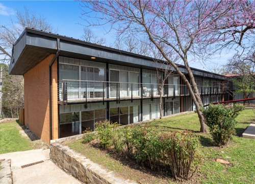 8  12 S Hill S., Fayetteville AR