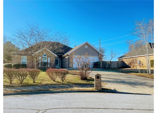 2905 Essex Place, Springdale AR