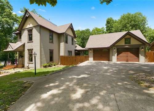 402 E Spring Street, Fayetteville AR