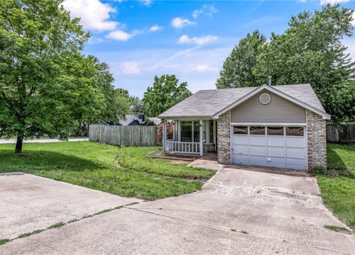 4031 Old Missouri Road, Fayetteville AR