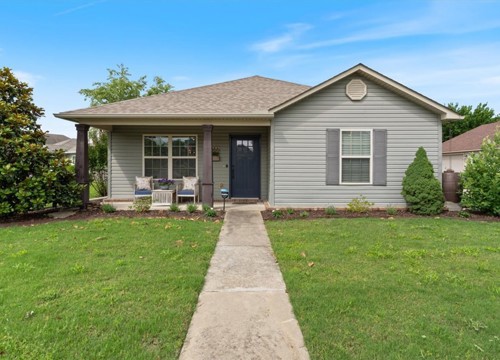 5066 W Colfax Loop, Fayetteville AR