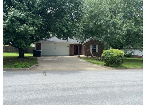 1655 Desarc Way, Fayetteville AR