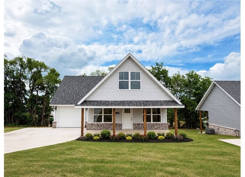 348 LaVona Lane, Huntsville AR