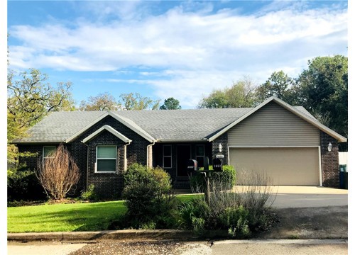 1652 Cedar Street, Fayetteville AR
