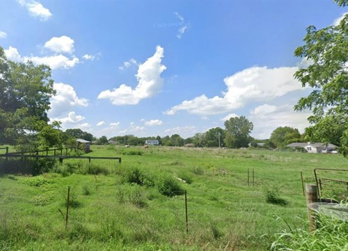 513 N Byers Avenue, Gentry AR