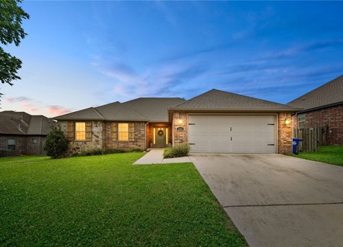 204 Cowans Street, Lowell AR