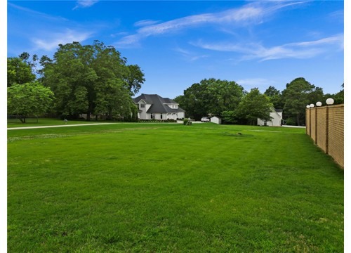 1277 N Woolsey, Fayetteville AR