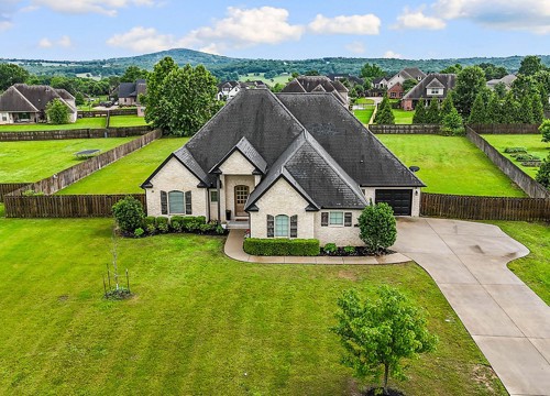 2499 Brookwater Lane, Fayetteville AR
