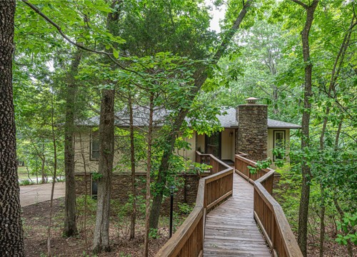 1146 N Eastwood Drive, Fayetteville AR