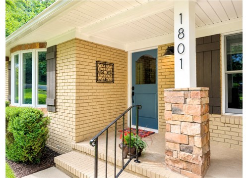 1801 N Applebury Place, Fayetteville AR