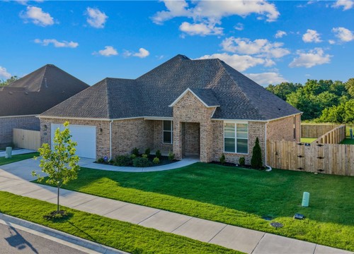 2967 N Grey Squirrel Drive, Fayetteville AR