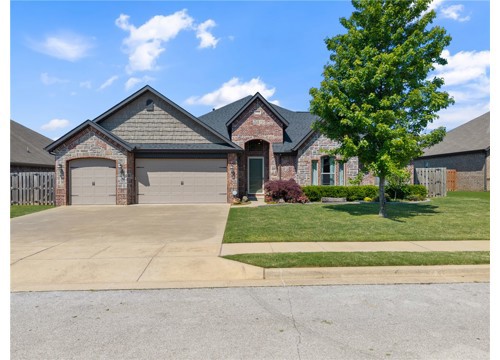 5702 S 60th Place, Rogers AR