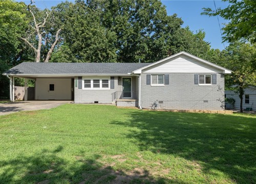 1931 N Old Wire Road, Fayetteville AR